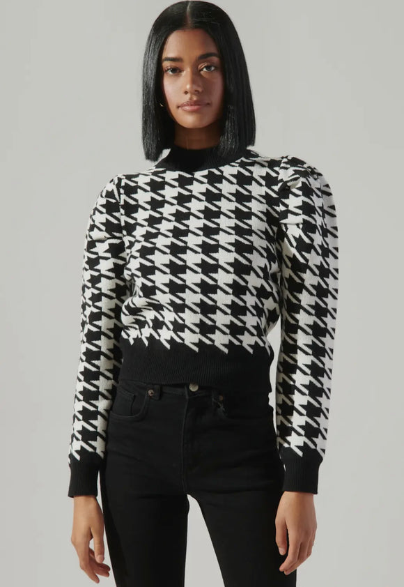 Blakc/White Houndstooth Sweater